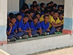 Tathagata Foundation distributed blankets to tribal families and school dresses to children.