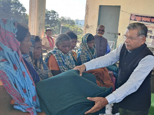 Blankets Distributed To People From Baiga Community
